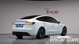 Tesla Model 3, 2024 — миниатюра 1