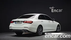 Mercedes-Benz E-Class, 2023 — миниатюра 2
