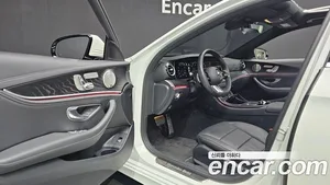 Mercedes-Benz E-Class, 2023 — миниатюра 13