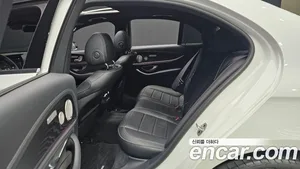Mercedes-Benz E-Class, 2023 — миниатюра 18
