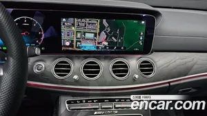 Mercedes-Benz E-Class, 2023 — миниатюра 21