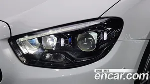 Mercedes-Benz E-Class, 2023 — миниатюра 8