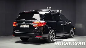 Honda Odyssey, 2018 — миниатюра 2