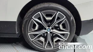 BMW iX, 2023 — миниатюра 6