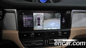 Porsche Macan, 2023 — миниатюра 15