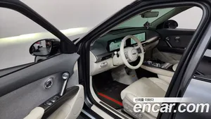 Genesis GV60, 2022 — миниатюра 13