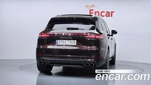 Porsche Cayenne, 2021 — миниатюра 4