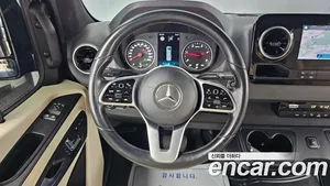 Mercedes-Benz Sprinter, 2022 — миниатюра 13