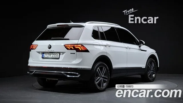 Volkswagen Tiguan, 2023 — фото автомобиля из Кореи