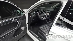 Volkswagen Tiguan, 2023 — миниатюра 17