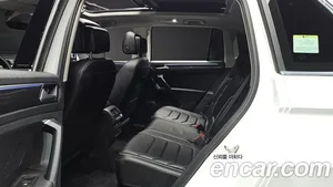 Volkswagen Tiguan, 2023 — миниатюра 18