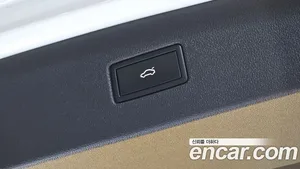 Volkswagen Tiguan, 2023 — миниатюра 25