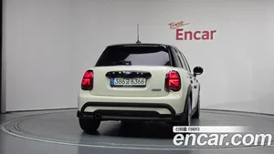 Mini Cooper, 2021 — миниатюра 4