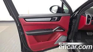 Porsche Cayenne, 2021 — миниатюра 14
