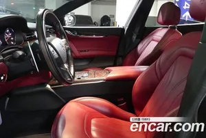 Maserati Quattroporte, 2022 — миниатюра 8