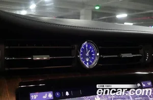 Maserati Quattroporte, 2022 — миниатюра 15