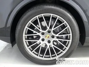 Porsche Cayenne, 2022 — миниатюра 8