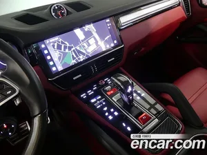 Porsche Cayenne, 2022 — миниатюра 12