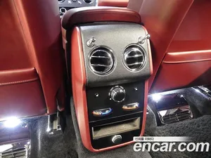 Rolls-Royce Cullinan, 2021 — миниатюра 17