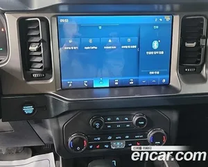 Ford Bronco, 2023 — миниатюра 10