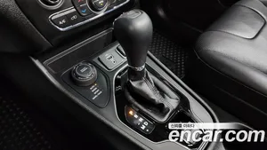 Jeep Cherokee, 2021 — миниатюра 12