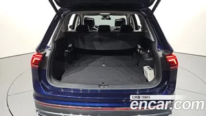 Volkswagen Tiguan, 2023 — миниатюра 34