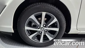 Toyota Prius, 2019 — миниатюра 5