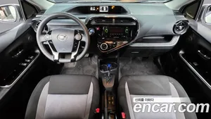 Toyota Prius, 2019 — миниатюра 10