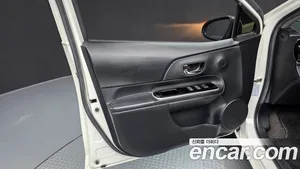 Toyota Prius, 2019 — миниатюра 14