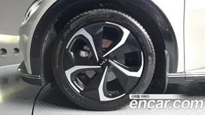 Kia EV6, 2023 — миниатюра 5