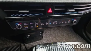 Kia EV6, 2023 — миниатюра 28