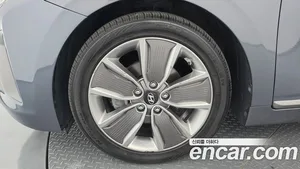 Hyundai Ioniq, 2016 — миниатюра 5