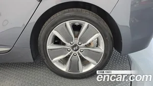 Hyundai Ioniq, 2016 — миниатюра 7