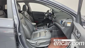 Hyundai Ioniq, 2016 — миниатюра 16