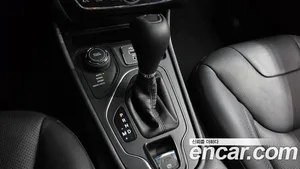 Jeep Cherokee, 2019 — миниатюра 12