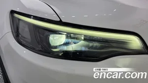 Jeep Cherokee, 2019 — миниатюра 8