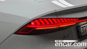 Audi A7, 2022 — миниатюра 9