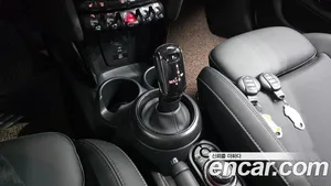 Mini Cooper, 2024 — миниатюра 11