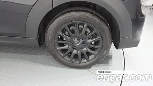 Mini Cooper, 2024 — миниатюра 6