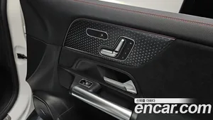 Mercedes-Benz EQA, 2025 — миниатюра 32