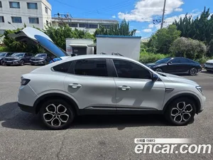Renault Arkana, 2025 — миниатюра 11