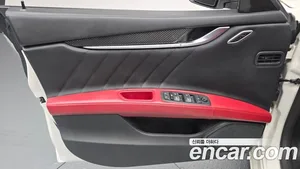 Maserati Ghibli, 2020 — миниатюра 14