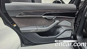 Audi A8, 2022 — миниатюра 15