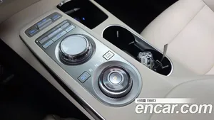Genesis GV70, 2023 — миниатюра 12