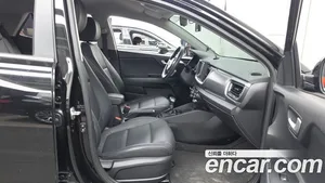 Kia Stonic, 2018 — миниатюра 11