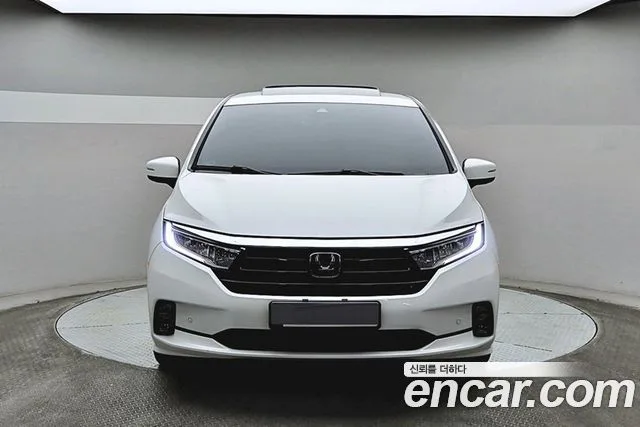 Honda Odyssey, 2023 — фото автомобиля из Кореи