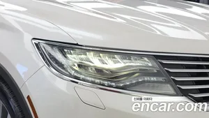 Lincoln MKX, 2018 — миниатюра 8