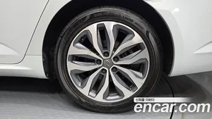 Renault SM6, 2016 — миниатюра 7