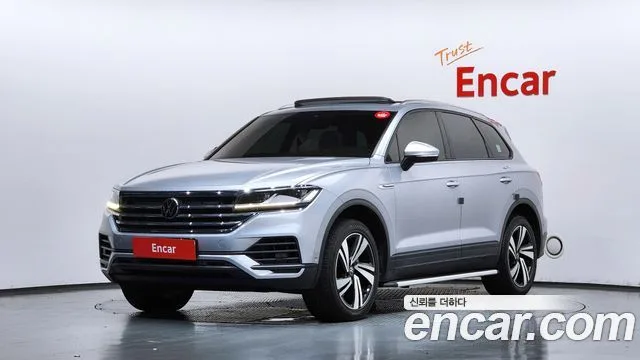 Volkswagen Touareg, 2020 — фото автомобиля из Кореи