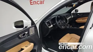 Volvo XC60, 2020 — миниатюра 12